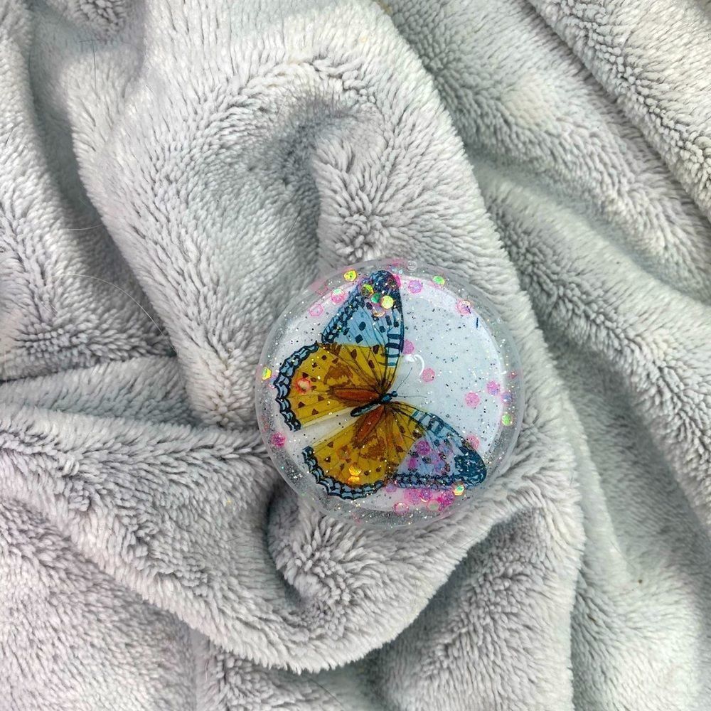Yellow butterfly phone grip